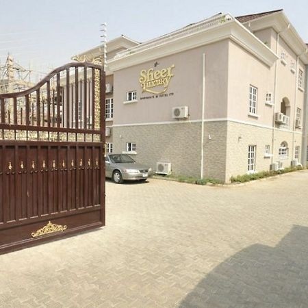 Sheer Luxury Apartments And Suites Abuja Esterno foto