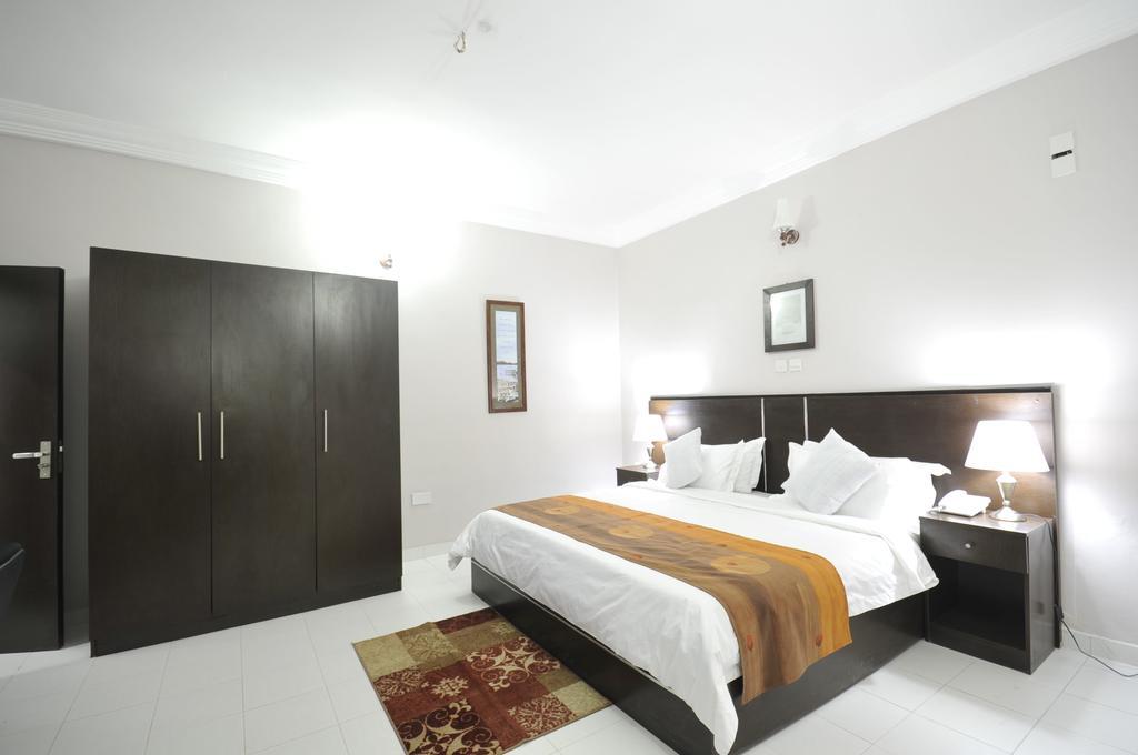 Sheer Luxury Apartments And Suites Abuja Camera foto