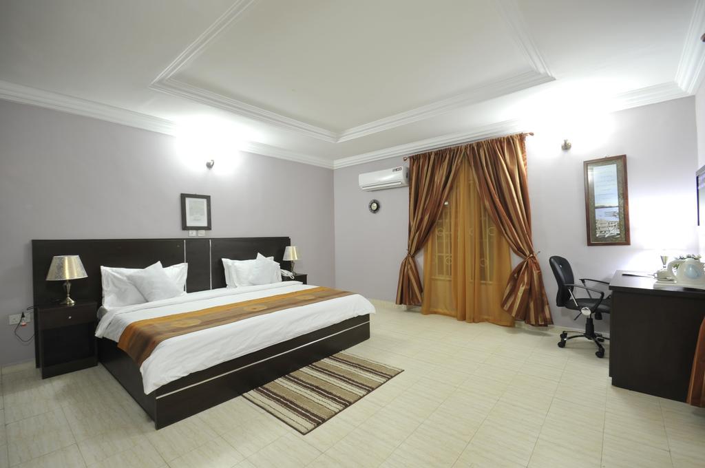 Sheer Luxury Apartments And Suites Abuja Camera foto