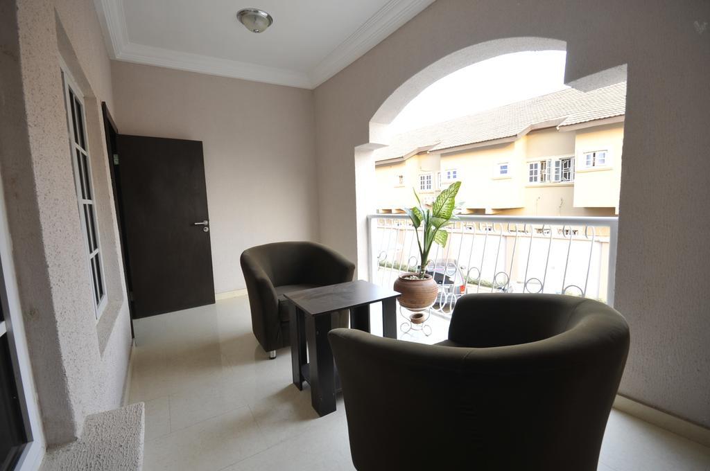 Sheer Luxury Apartments And Suites Abuja Esterno foto