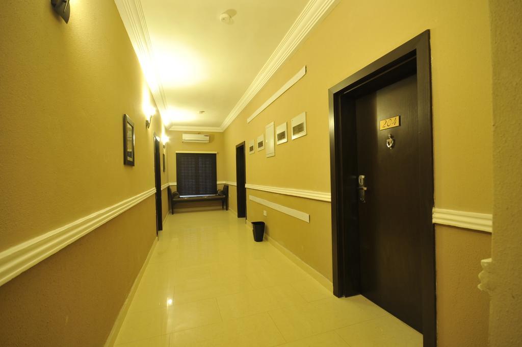 Sheer Luxury Apartments And Suites Abuja Esterno foto