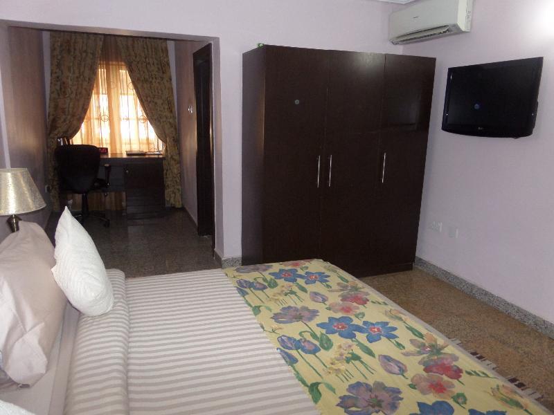 Sheer Luxury Apartments And Suites Abuja Esterno foto