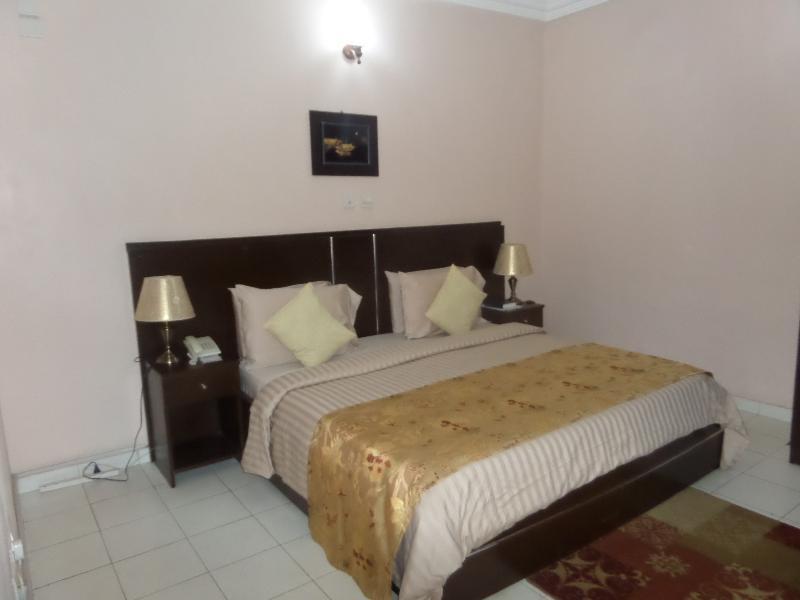 Sheer Luxury Apartments And Suites Abuja Esterno foto