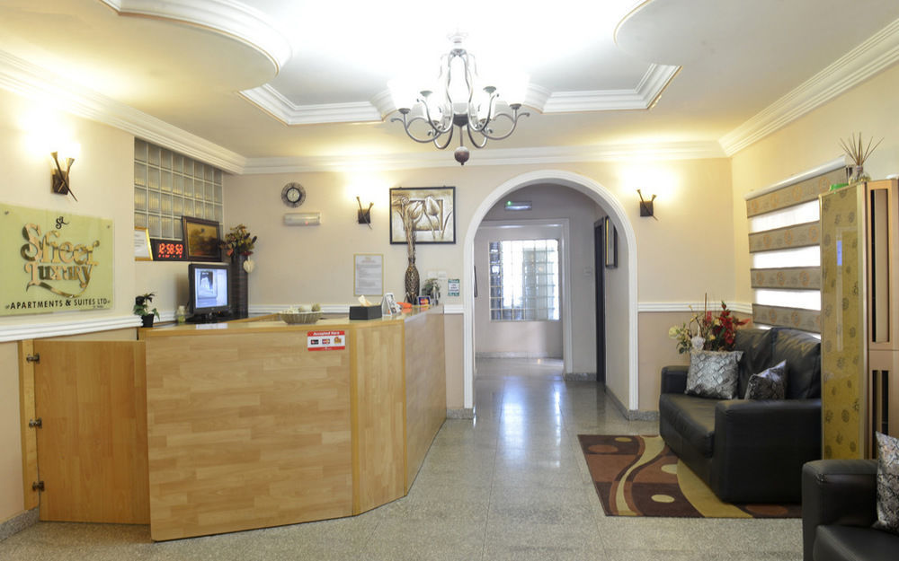 Sheer Luxury Apartments And Suites Abuja Esterno foto