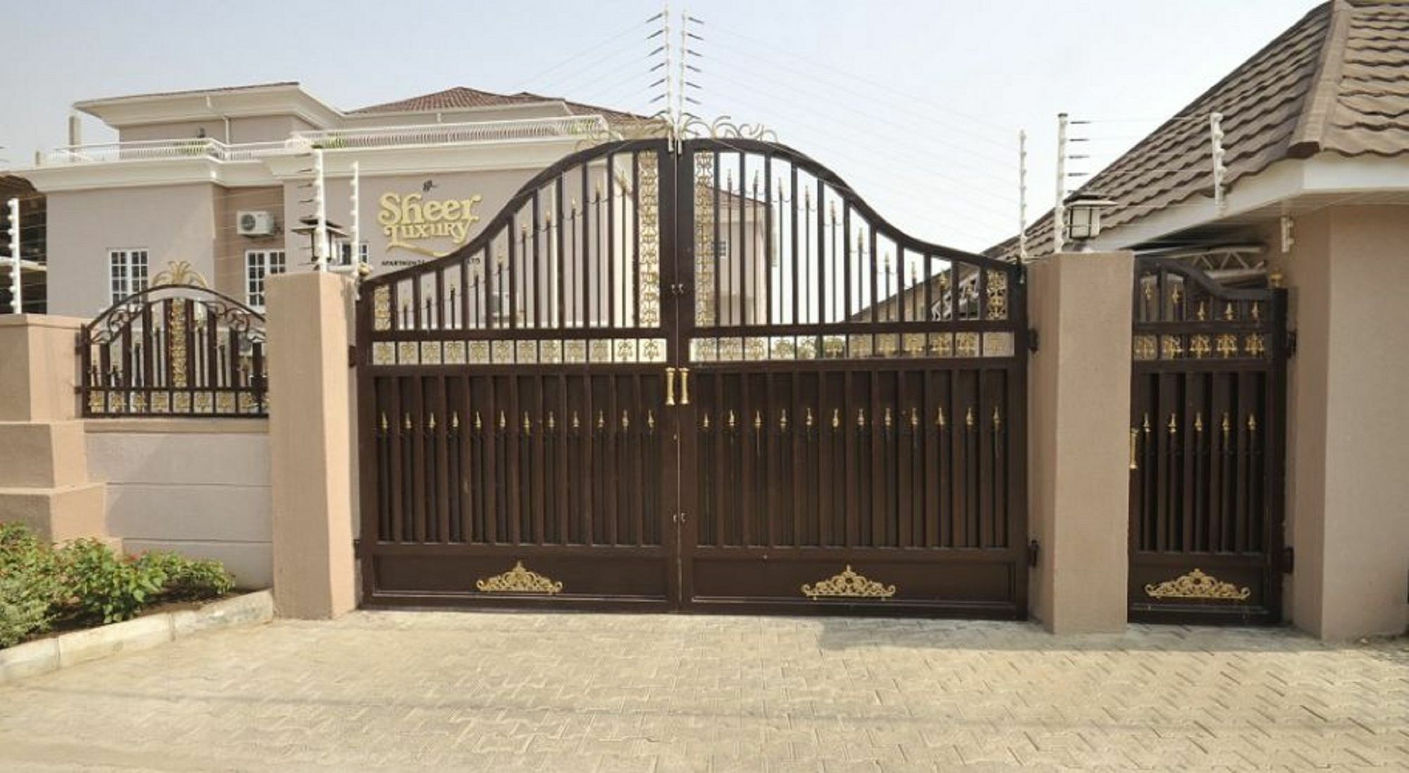 Sheer Luxury Apartments And Suites Abuja Esterno foto