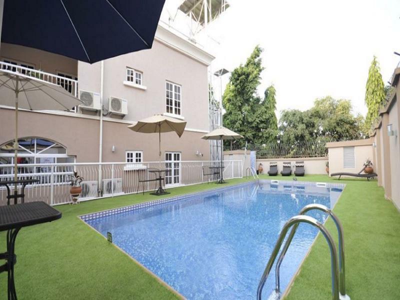 Sheer Luxury Apartments And Suites Abuja Esterno foto